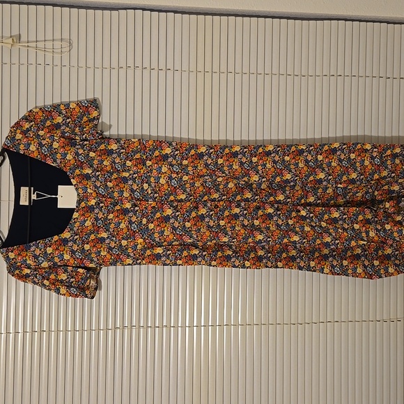 Sezane Victoria Midi Length Square Neckline Floral Print Dress - Picture 5 of 10